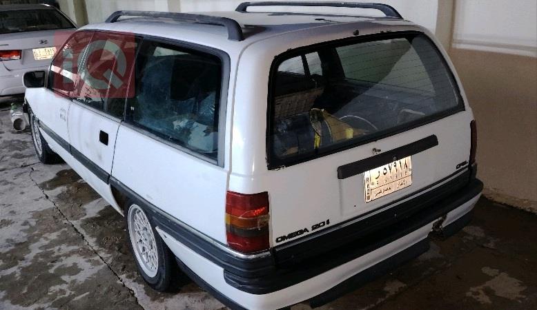 Opel Omega